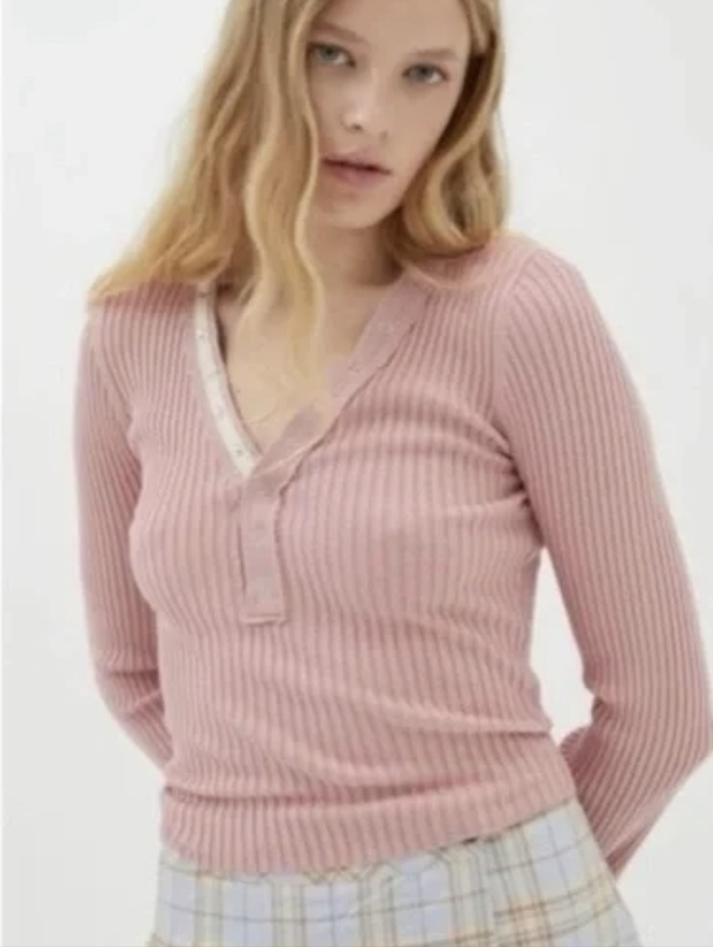 BDG Dusty Pink Ribbed Snap-Front Cropped Long Sleeve Top, Medium